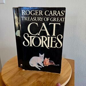 Vintage Paperback – Roger Caras's Treasury of Great Cat Stories (1987)